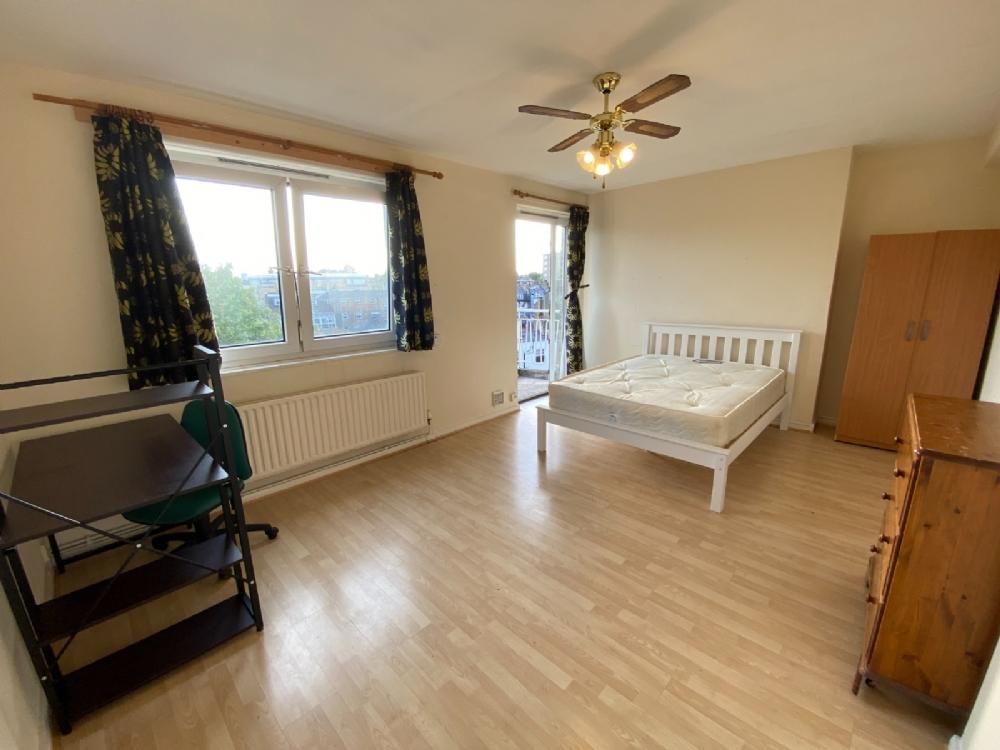 Apartment in London - View 2