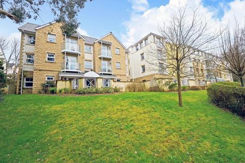 1 bed flat/apartment for rent in Tregolls Road, Truro, TR1