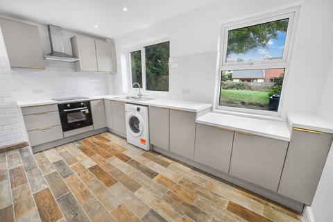 2 bedroom semi-detached house to rent, Station Road, Ashton-In-Makerfield, WN4