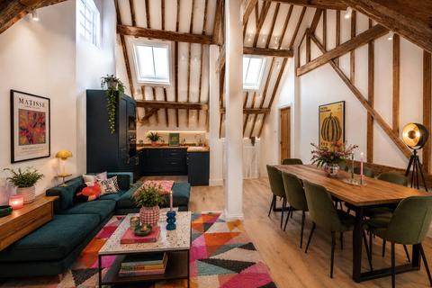 undefined, Mill Lane, Surrey GU7