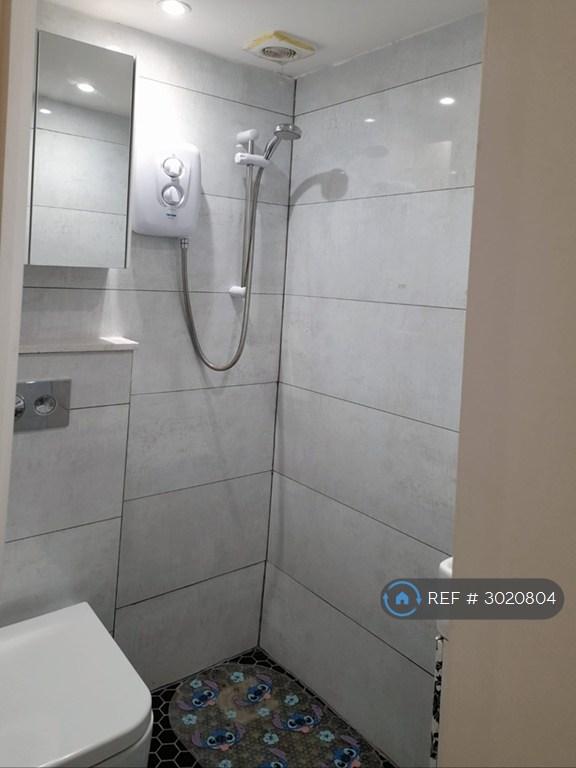 Apartment in London - View 2