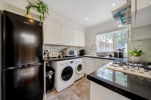 2 bedroom terraced house for sale, Kirkham Street, Plumstead