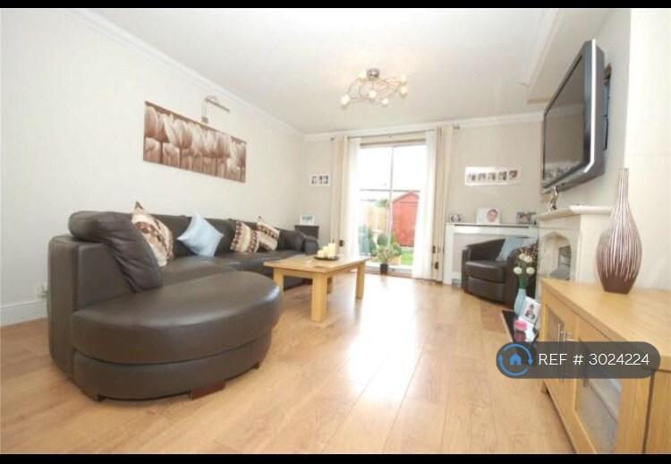 House in Dagenham - View 4