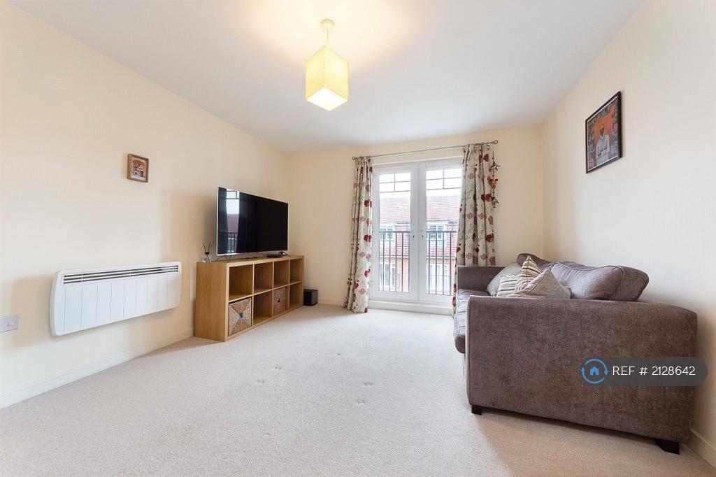 Apartment in Morden - View 3