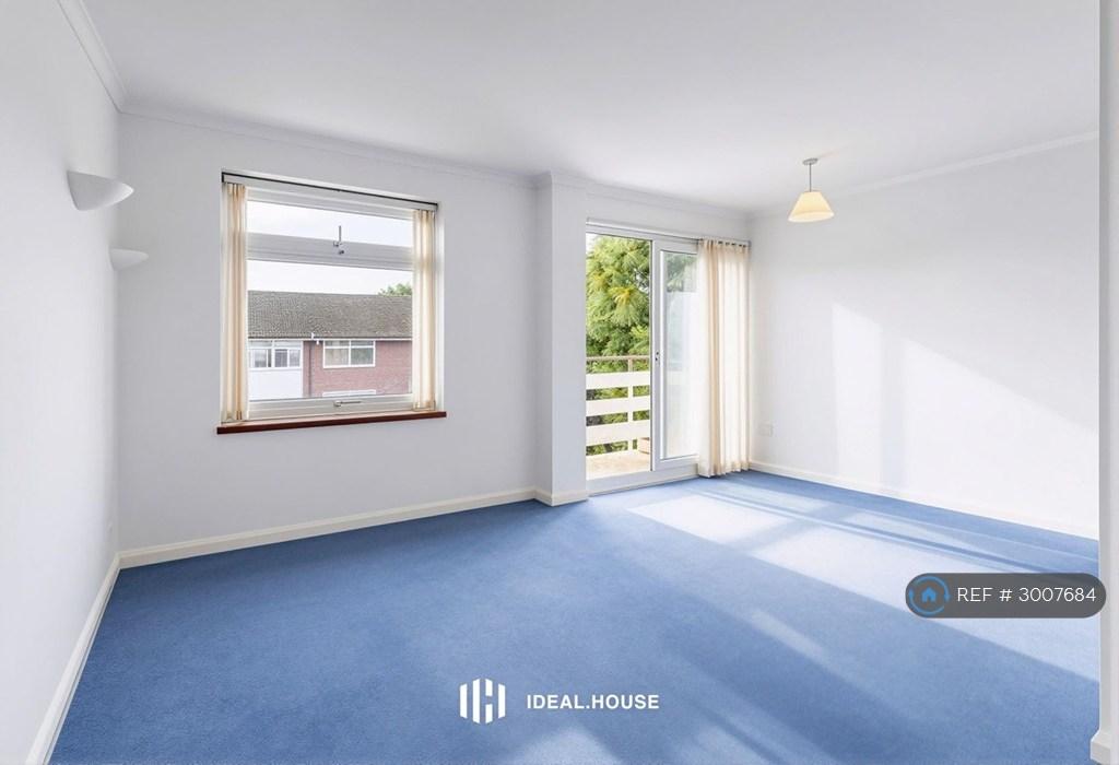 Apartment in Stanmore - View 3
