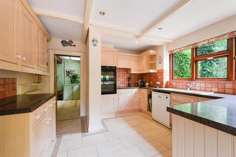 6 bedroom detached house for sale, Deans Lane, Walton On The Hill