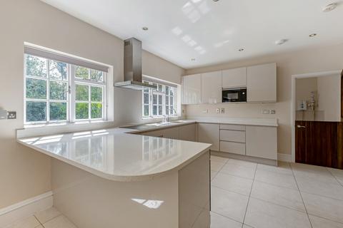 4 bedroom detached house for sale, Trout Rise, Loudwater, Rickmansworth, Hertfordshire, WD3