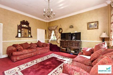 6 bedroom country house for sale, Elm Tree Drive, Burbage, Hinckley, Leicestershire, LE10 2TX