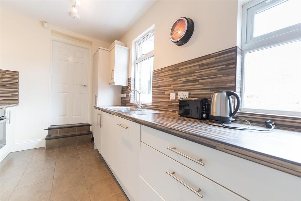 Apartment in Newcastle upon Tyne, Tyne and Wear - View 5