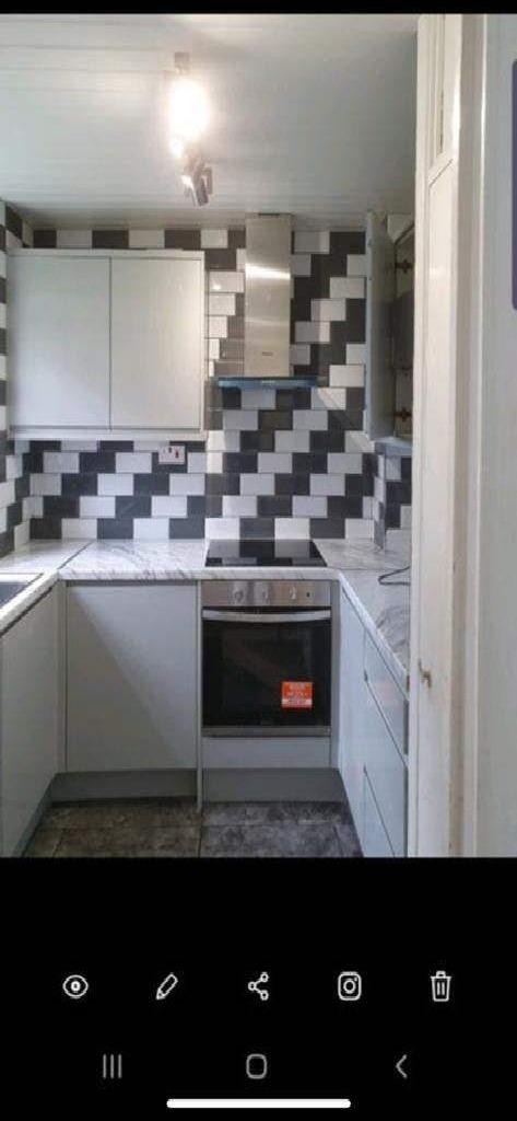 Apartment in Ickenham - View 2