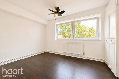 undefined, Kingsgate, Wembley