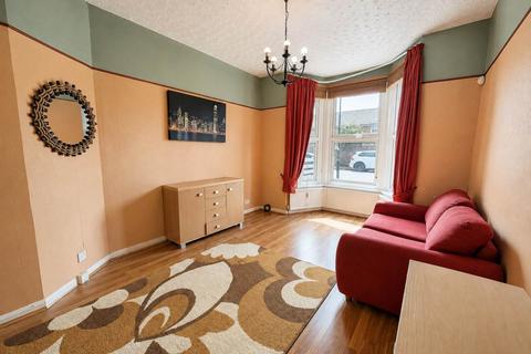 3 bedroom terraced house for sale, Gladding Road, Manor Park, E12
