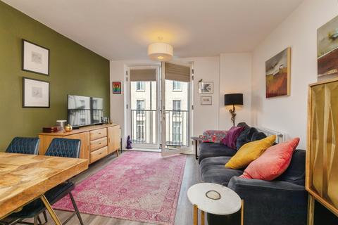 1 bedroom apartment for sale, Longmead Terrace, Bath