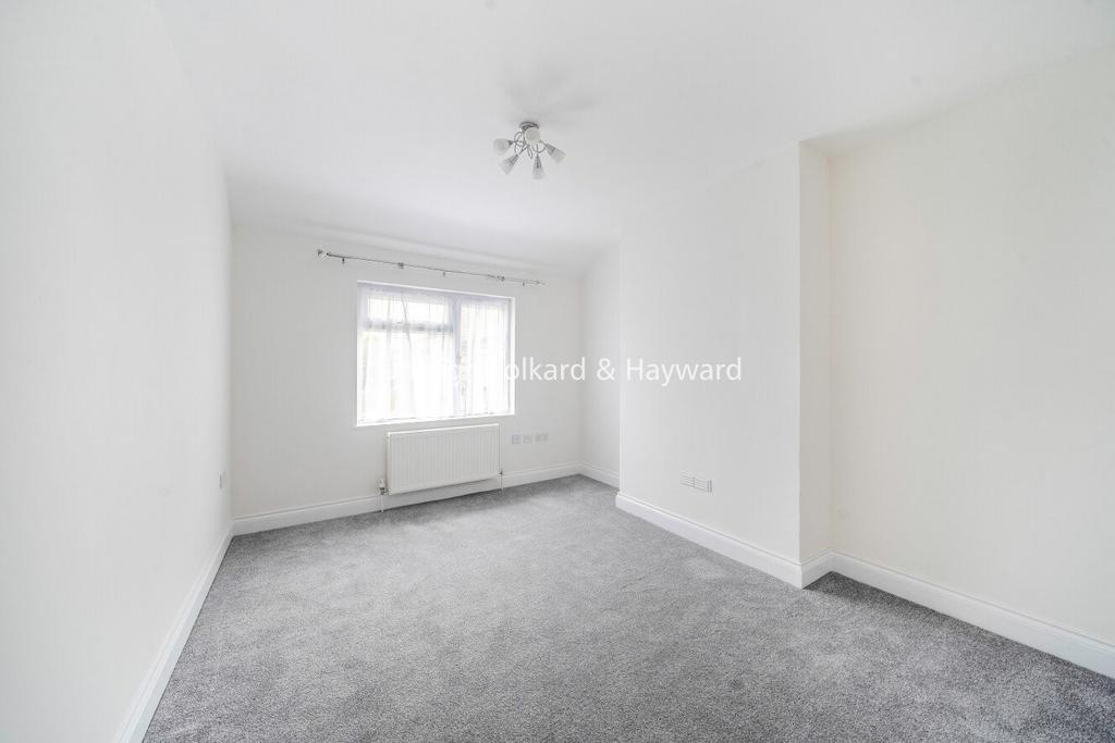 House in Hillingdon - View 4