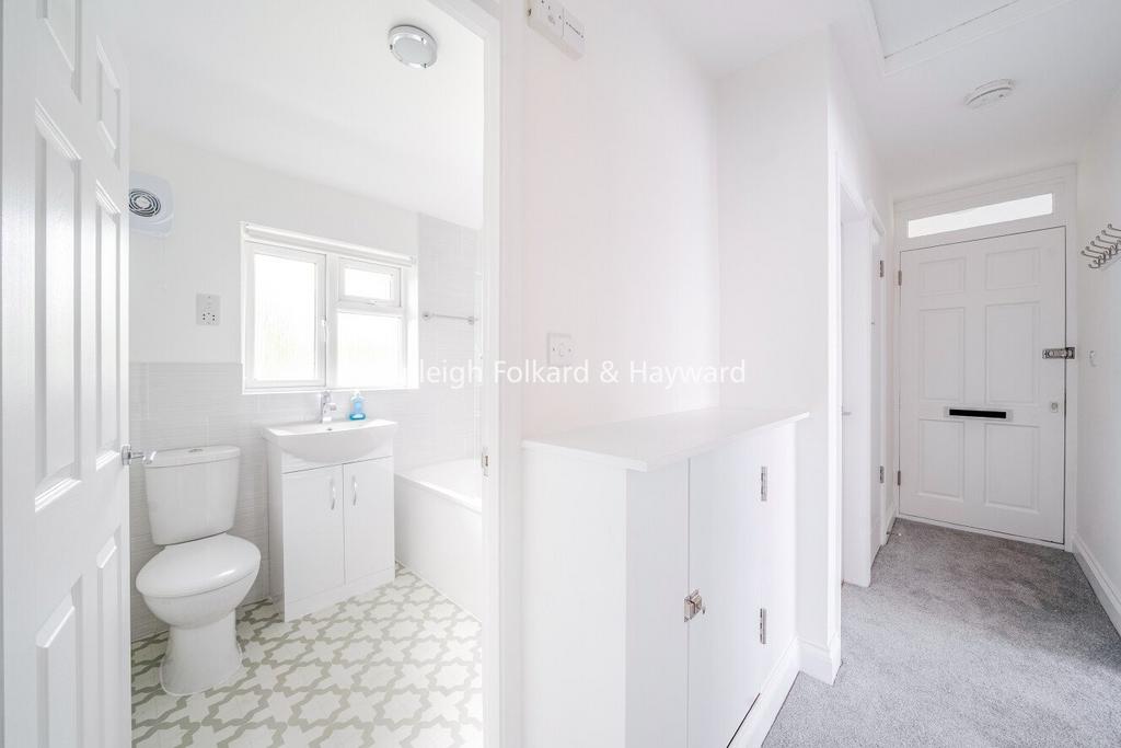 House in Hillingdon - View 5