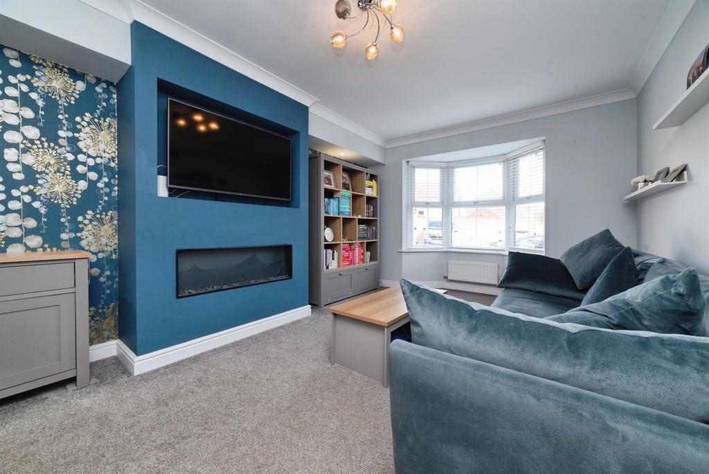 House in Hull - View 2