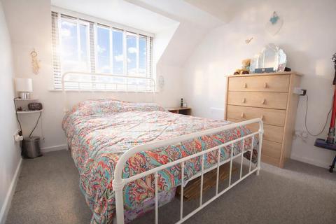 1 bedroom retirement property for sale, The Crescent, Eastleigh