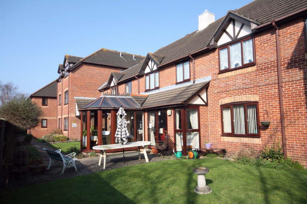 House in Eastleigh - View 4
