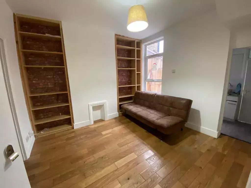 Apartment in London - View 2