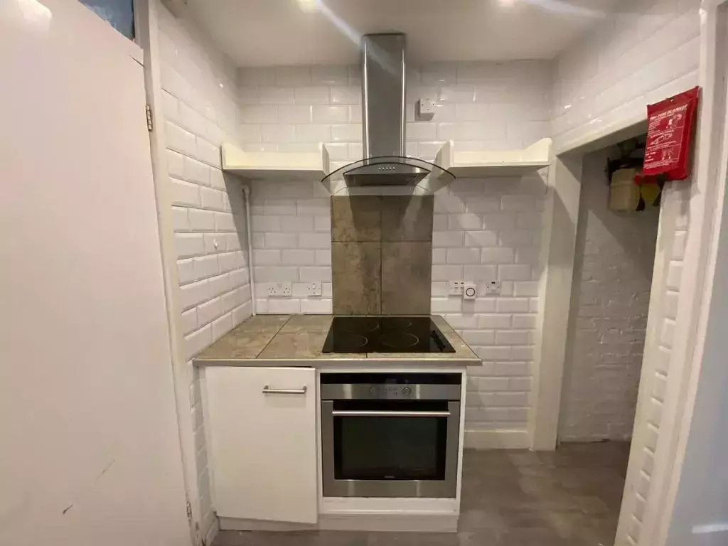 Apartment in London - View 3