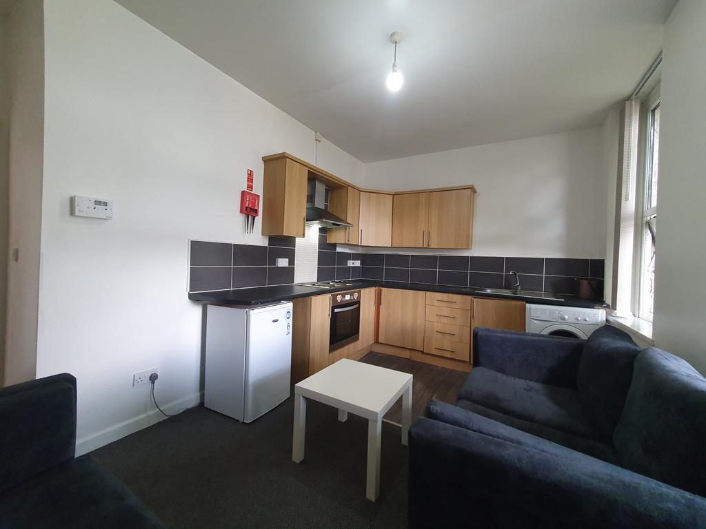 Apartment in Cardiff - View 2