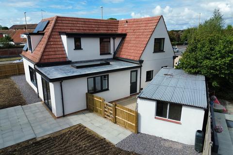 4 bedroom detached house for sale, Rowner Lane, Gosport