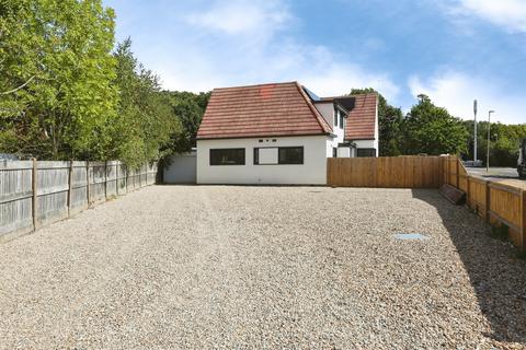 4 bedroom detached house for sale, Rowner Lane, Gosport