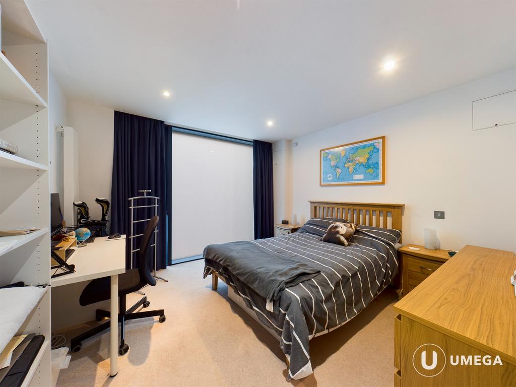 Apartment in Edinburgh - View 4