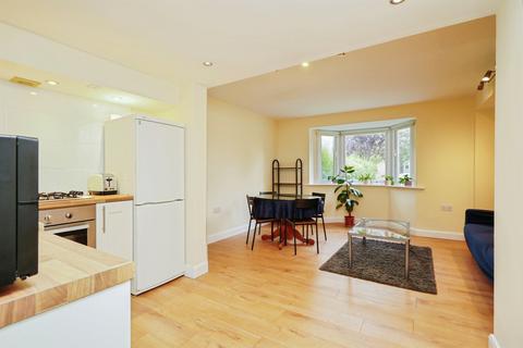 2 bedroom ground floor flat for sale, Gipsy Lane, Headington, Oxford