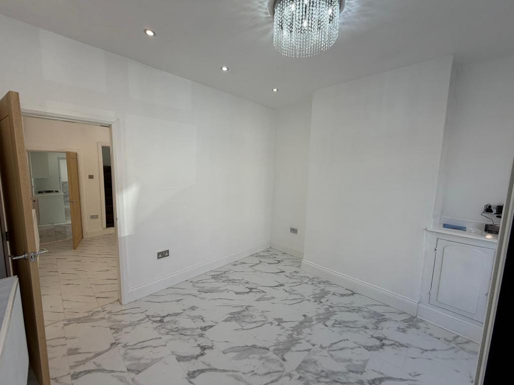House in Birmingham - View 3