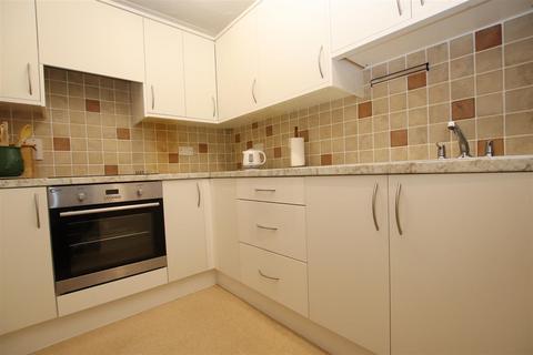 1 bedroom duplex for sale, The Crescent, Eastleigh