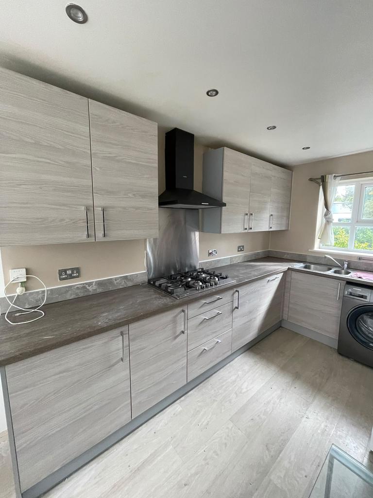 House in Salford, Greater Manchester - View 5