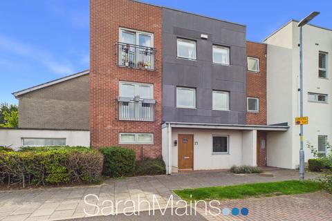 undefined, June Courtyard, The Staiths, NE8