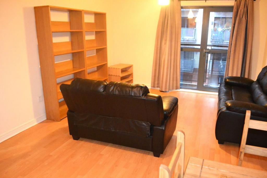 Apartment in Manchester, Greater Manchester - View 3