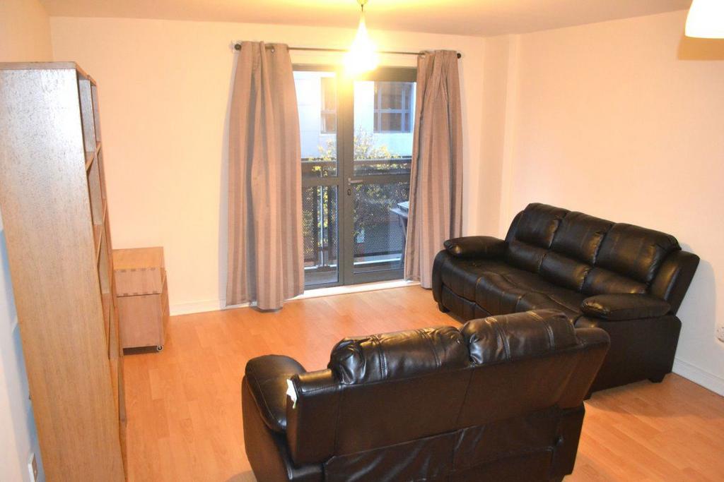 Apartment in Manchester, Greater Manchester - View 5