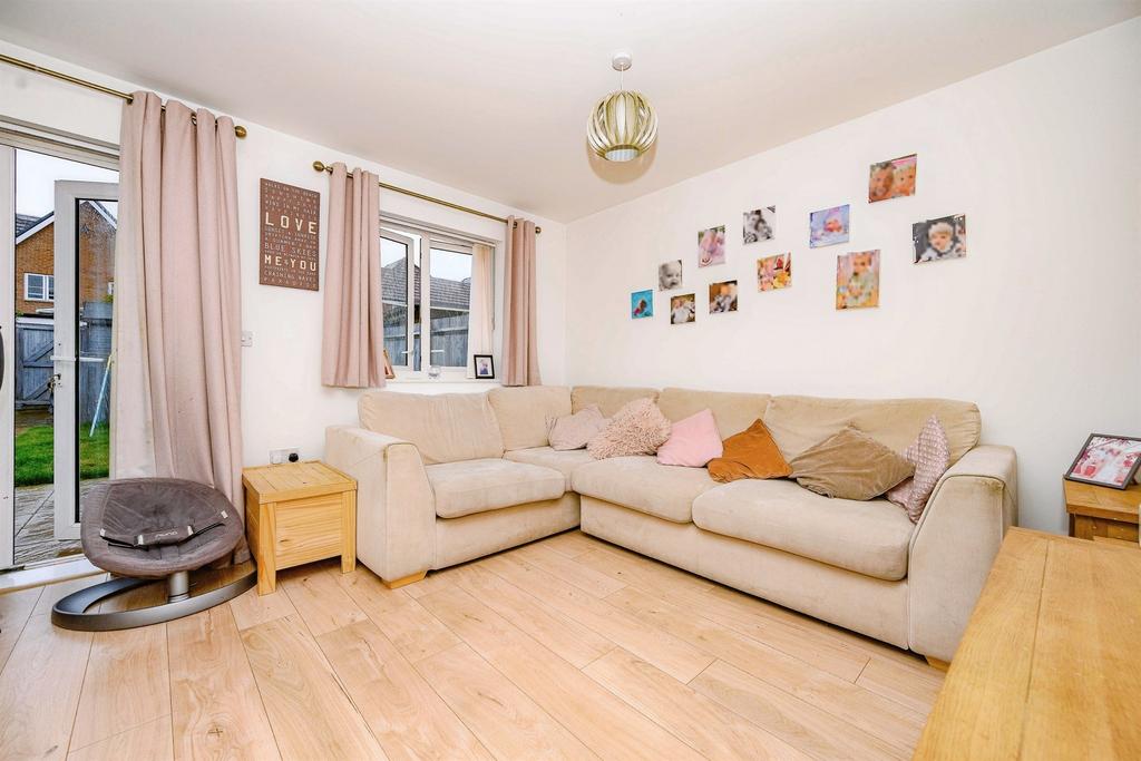 House in Watford - View 2