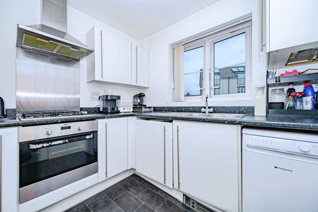 House in Watford - View 3