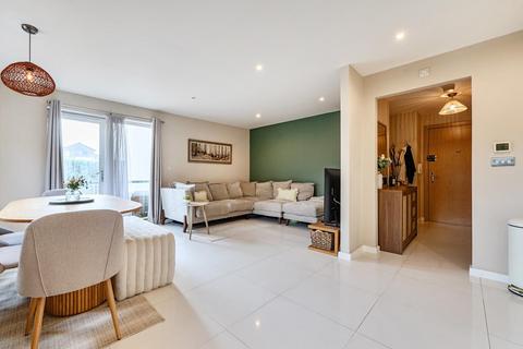 1 bedroom flat for sale, Peacock Close, Mill Hill East