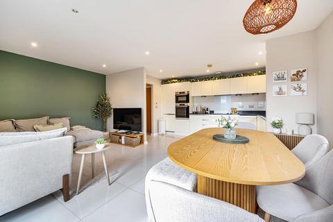 1 bedroom flat for sale, Peacock Close, Mill Hill East