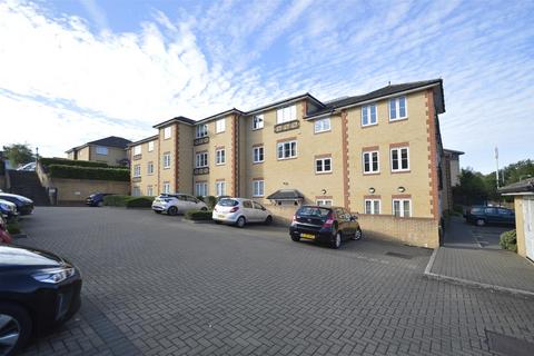 2 bedroom apartment for sale, Stoneleigh Road, Ilford