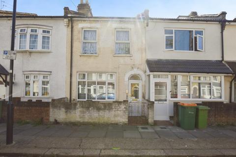 Dongola Road, London