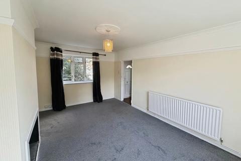 3 bedroom end of terrace house to rent, James Way, Telford TF2