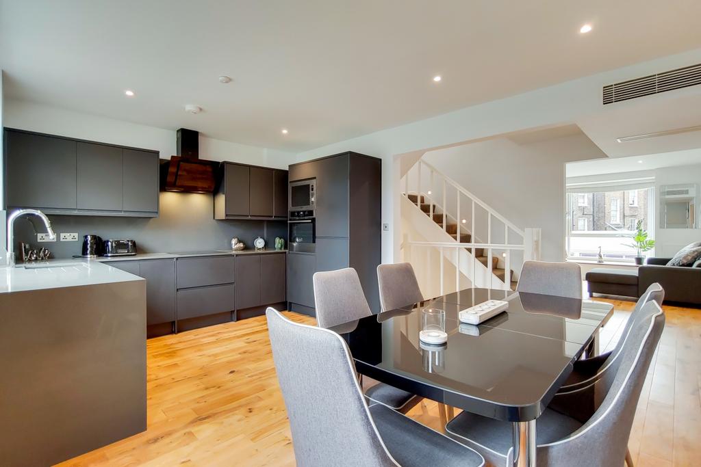 Apartment in London - View 4