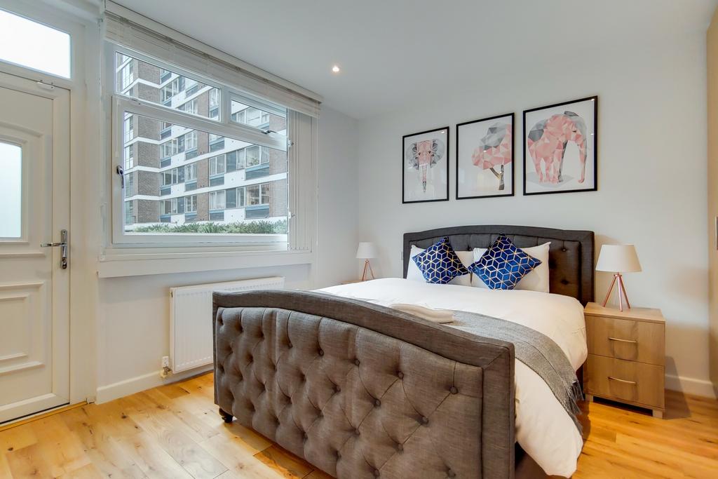 Apartment in London - More