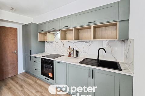3 bedroom flat to rent, St. Helens Avenue, Swansea, SA1