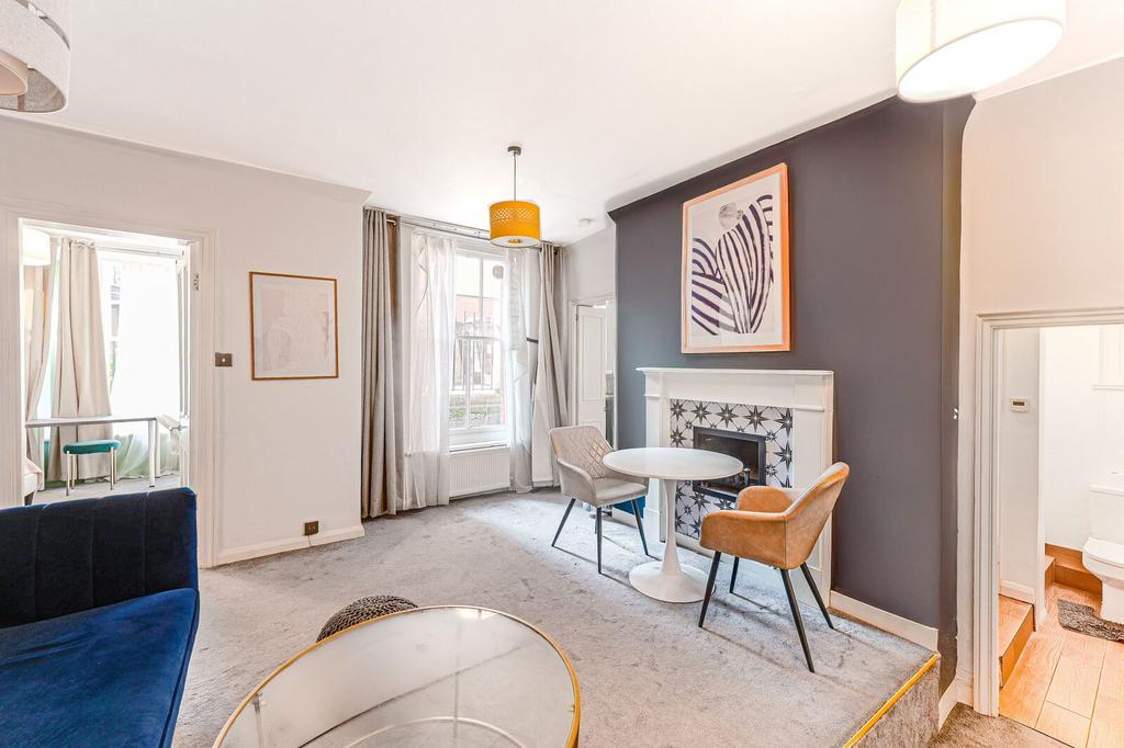 Apartment in London - View 3
