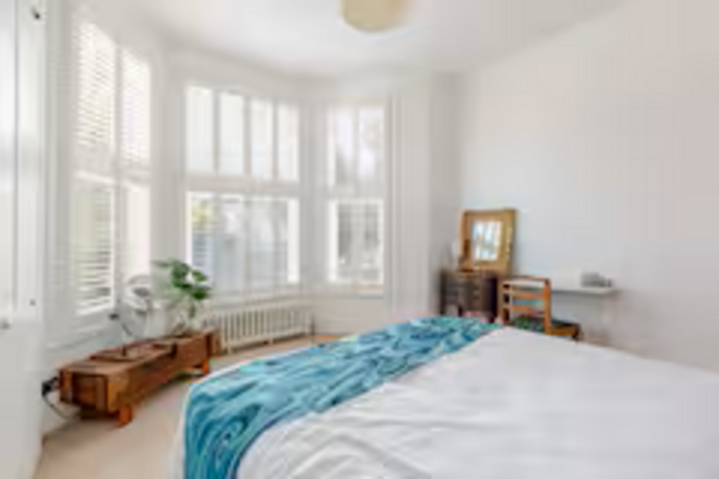 Apartment in London - View 2