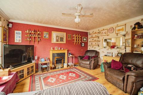 4 bedroom terraced house for sale, Mount Skippet Way, Crossways, Dorchester