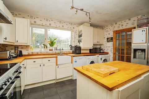 4 bedroom terraced house for sale, Mount Skippet Way, Crossways, Dorchester