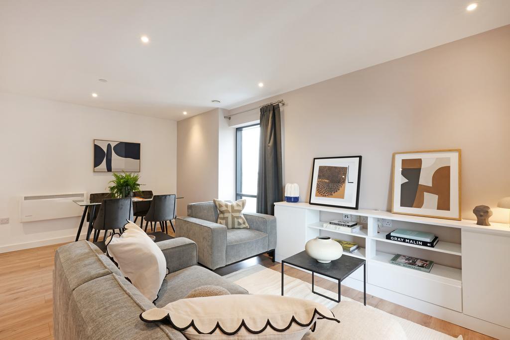 Apartment in Birmingham, Edgbaston - View 3